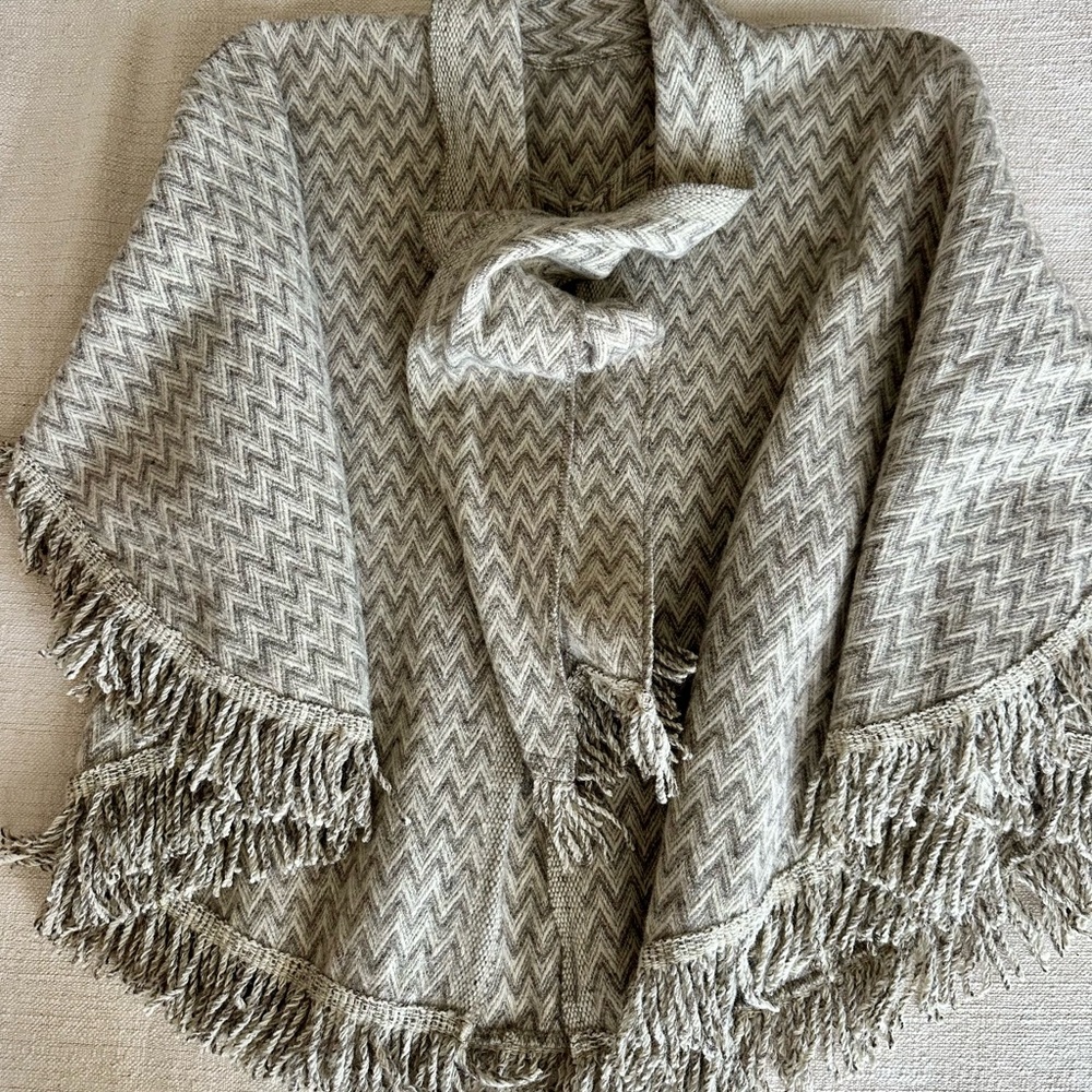 Gray Chevron Women's Cape